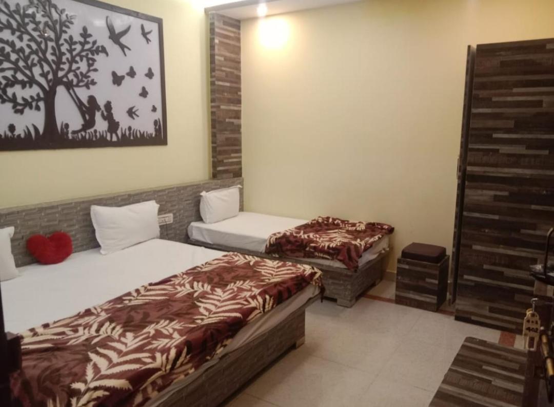 Hotel Parvati Residency Sitapur Muafi Экстерьер фото